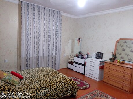 3 otaqlı həyət evi/bağ evi - Biləcəri q. - 80 m²
