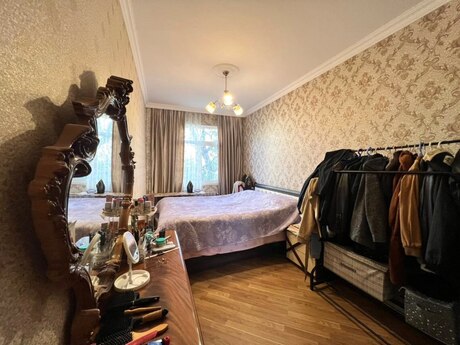 2 otaqlı köhnə tikili - Memar Əcəmi m. - 65 m²