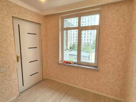 1 otaqlı köhnə tikili - İnşaatçılar m. - 35 m²