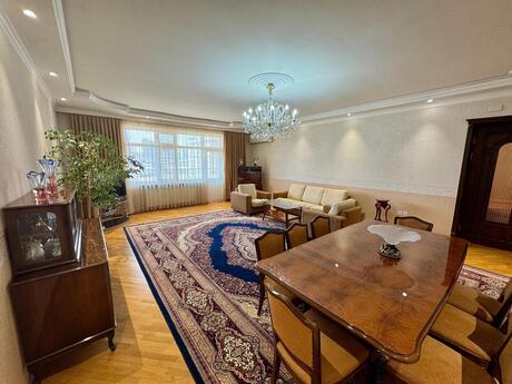 4 otaqlı yeni tikili - Nizami m. - 200 m²