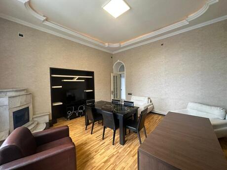 3 otaqlı ofis - Nəsimi r. - 100 m²