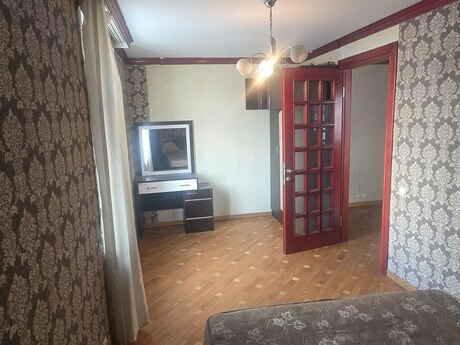 2 otaqlı köhnə tikili - Gənclik m. - 50 m²