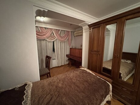 3 otaqlı köhnə tikili - Neftçilər m. - 70 m²