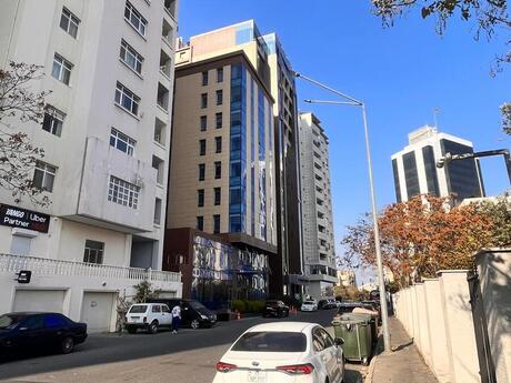 3 otaqlı yeni tikili - Elmlər Akademiyası m. - 210 m²
