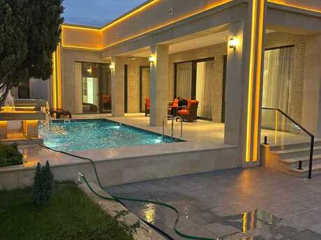 4 otaqlı həyət evi/bağ evi - Mərdəkan q. - 180 m²
