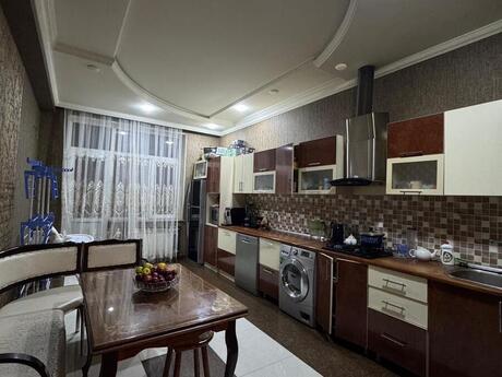 3 otaqlı yeni tikili - Gənclik m. - 142 m²