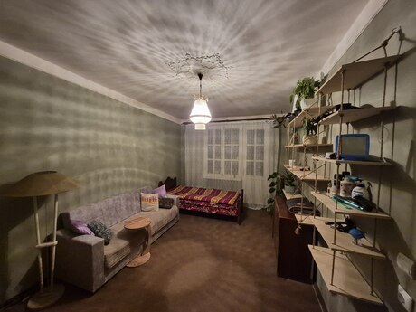 1 otaqlı köhnə tikili - İnşaatçılar m. - 36 m²