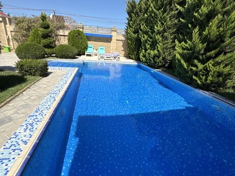 5 otaqlı həyət evi/bağ evi - Şüvəlan q. - 180 m²