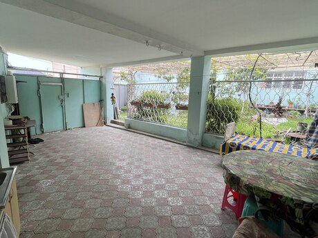 4 otaqlı həyət evi/bağ evi - Novxanı q. - 90 m²