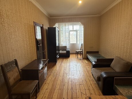 Объявление №6071118 - Баку, м. Мемар Аджеми, 1-комн., 35 м², 2/5 этаж