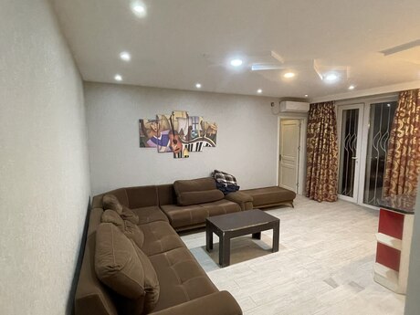 2 otaqlı köhnə tikili - İçəri Şəhər m. - 45 m²