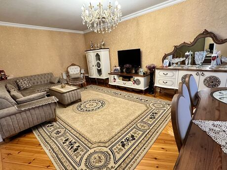 6 otaqlı həyət evi/bağ evi - Bakıxanov q. - 250 m²