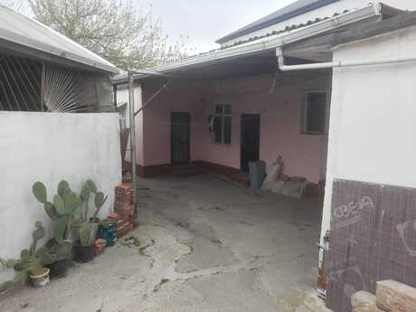 5 otaqlı həyət evi/bağ evi - M.Ə.Rəsulzadə q. - 100 m²