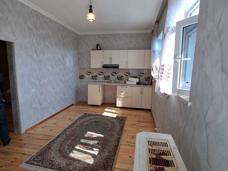 3 otaqlı həyət evi/bağ evi - Binə q. - 65 m²
