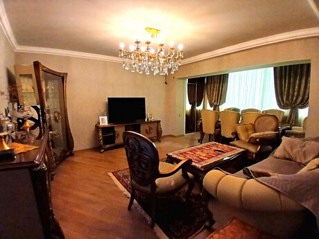 4 otaqlı köhnə tikili - Qara Qarayev m. - 100 m²
