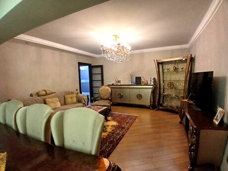 4 otaqlı köhnə tikili - Qara Qarayev m. - 100 m²