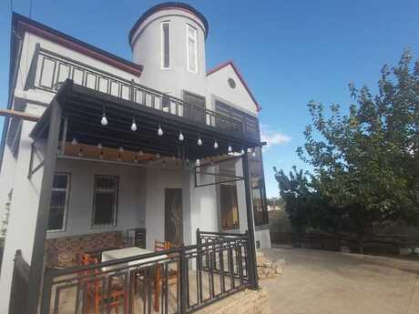 5 otaqlı həyət evi/bağ evi - Qazax - 170 m²