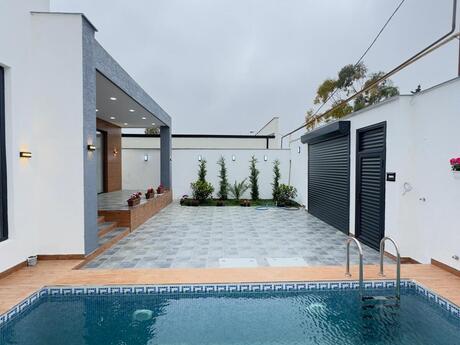 4 otaqlı həyət evi/bağ evi - Mərdəkan q. - 160 m²