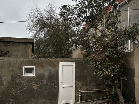 5 otaqlı həyət evi/bağ evi - Hövsan q. - 160 m²