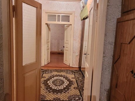 3 otaqlı həyət evi/bağ evi - İnşaatçılar m. - 109 m²