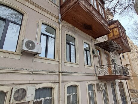 1 otaqlı ofis - İçəri Şəhər m. - 80 m²