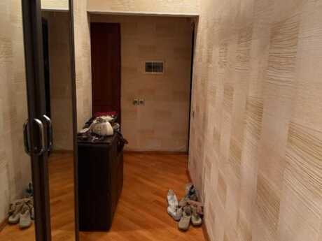 3 otaqlı köhnə tikili - Azadlıq Prospekti m. - 60 m²