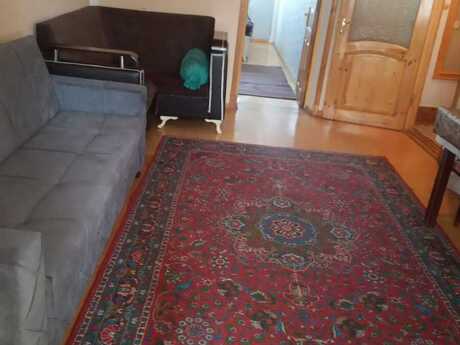 2 otaqlı köhnə tikili - Gəncə - 50 m²