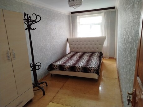 2 otaqlı köhnə tikili - Gəncə - 50 m²