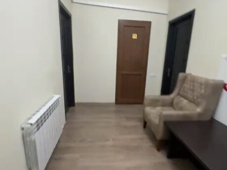 2-комн. офис - м. Шах Исмаил Хатаи - 83 м²