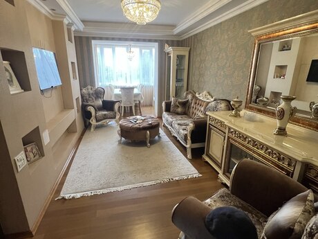 Elan №6071360 - Bakı, Xalqlar Dostluğu m., 3 otaqlı, 87 m², 4/5 mərtəbə