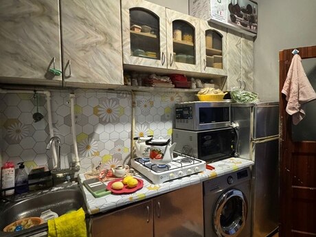1 otaqlı köhnə tikili - Nəsimi r. - 38 m²