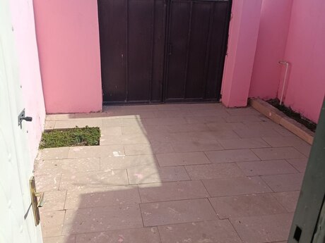 2 otaqlı həyət evi/bağ evi - Binəqədi q. - 40 m²