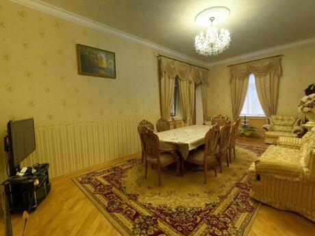 6 otaqlı həyət evi/bağ evi - Nəriman Nərimanov m. - 600 m²