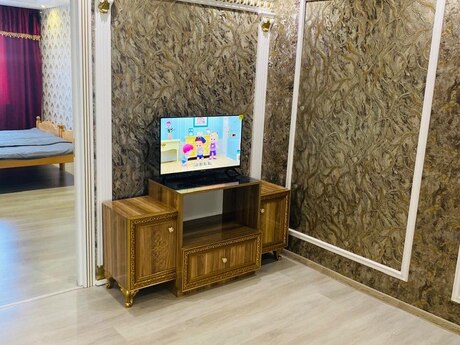 3 otaqlı köhnə tikili - Gəncə - 50 m²