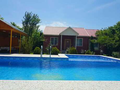 3 otaqlı həyət evi/bağ evi - Qəbələ - 100 m²