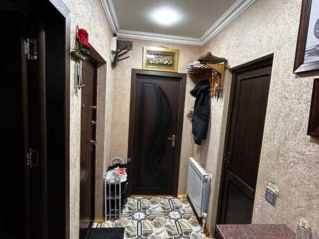 4 otaqlı köhnə tikili - Həzi Aslanov m. - 68 m²