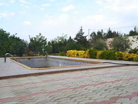 9 otaqlı həyət evi/bağ evi - Nardaran q. - 270 m²