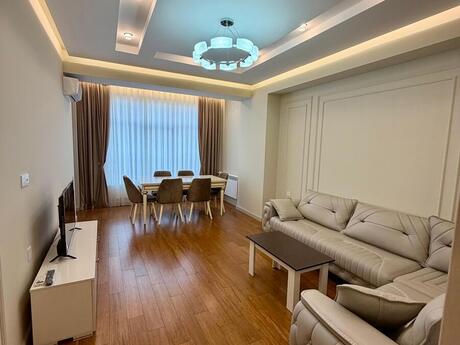 Объявление №6071628 - Баку, м. 28 мая, 2-комн., 90 м², 2/16 этаж