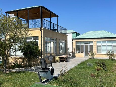 7 otaqlı həyət evi/bağ evi - Badamdar q. - 375 m²