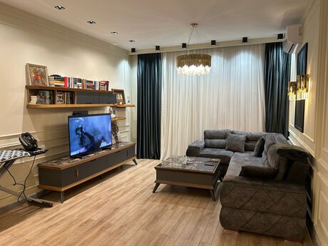2-комн. новостройка - Насиминский  р. - 100 м²