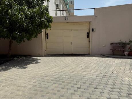 10 otaqlı həyət evi/bağ evi - Badamdar q. - 350 m²
