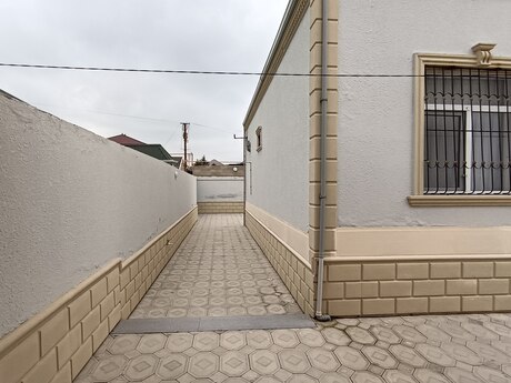 4 otaqlı həyət evi/bağ evi - Binə q. - 145 m²