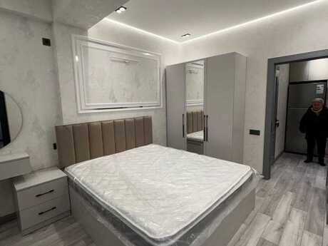 Объявление №6071685 - Баку, м. Нефтчиляр, 2-комн., 60 м², 6/17 этаж