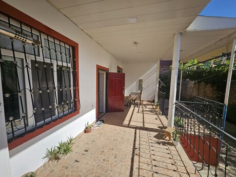 3 otaqlı həyət evi/bağ evi - Badamdar q. - 78 m²