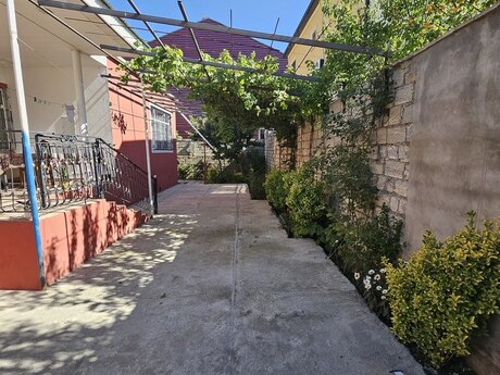 3 otaqlı həyət evi/bağ evi - Badamdar q. - 78 m²