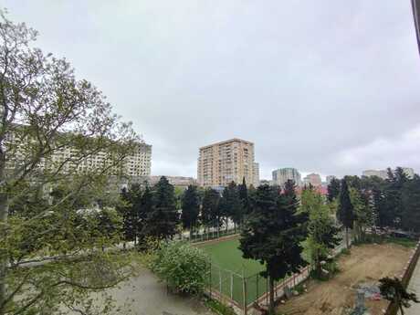 1-комн. новостройка - м. Иншаатчылар - 50 м²