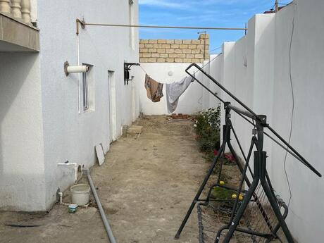 3 otaqlı həyət evi/bağ evi - Badamdar q. - 200 m²