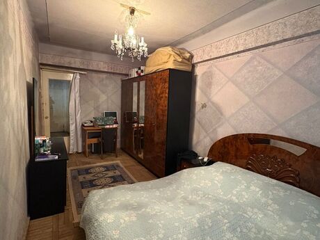 4 otaqlı köhnə tikili - Elmlər Akademiyası m. - 110 m²