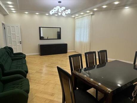 Объявление №6071735 - Баку, м. Элмляр Академиясы, 3-комн., 120 м², 3/13 этаж