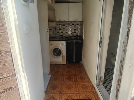 2 otaqlı həyət evi/bağ evi - Ağ şəhər q. - 23 m²